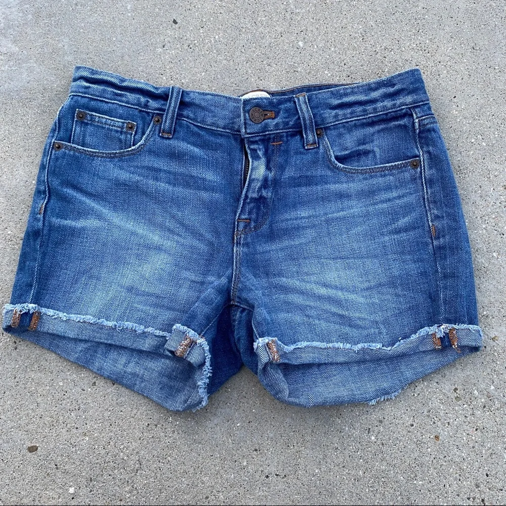 J. CREW jean shorts denim blue cut offs frayed cutoff women’s j.crew shorts 25